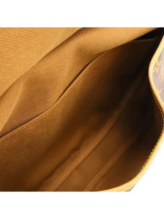 Louis Vuitton Monogram Saumur 30 Shoulder Bag Messenger Crossbody - Picture 7 of 9